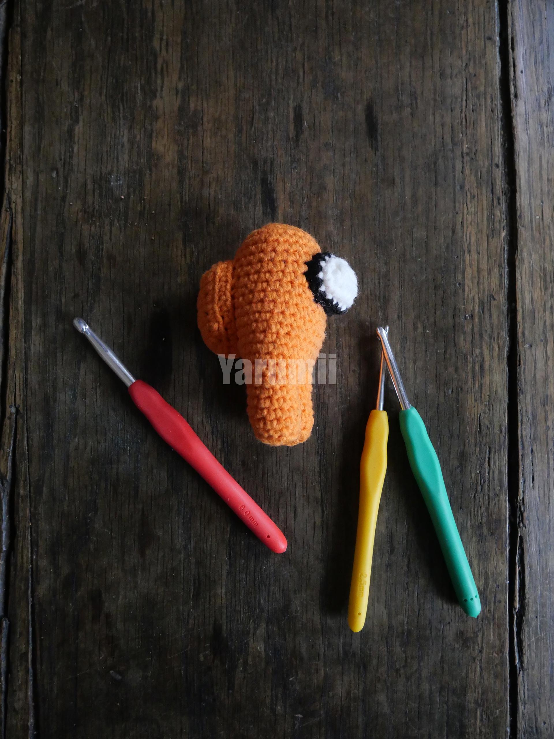 Among Us (orange) au crochet - Yarumii Among Us (orange) au crochet - Yarumii