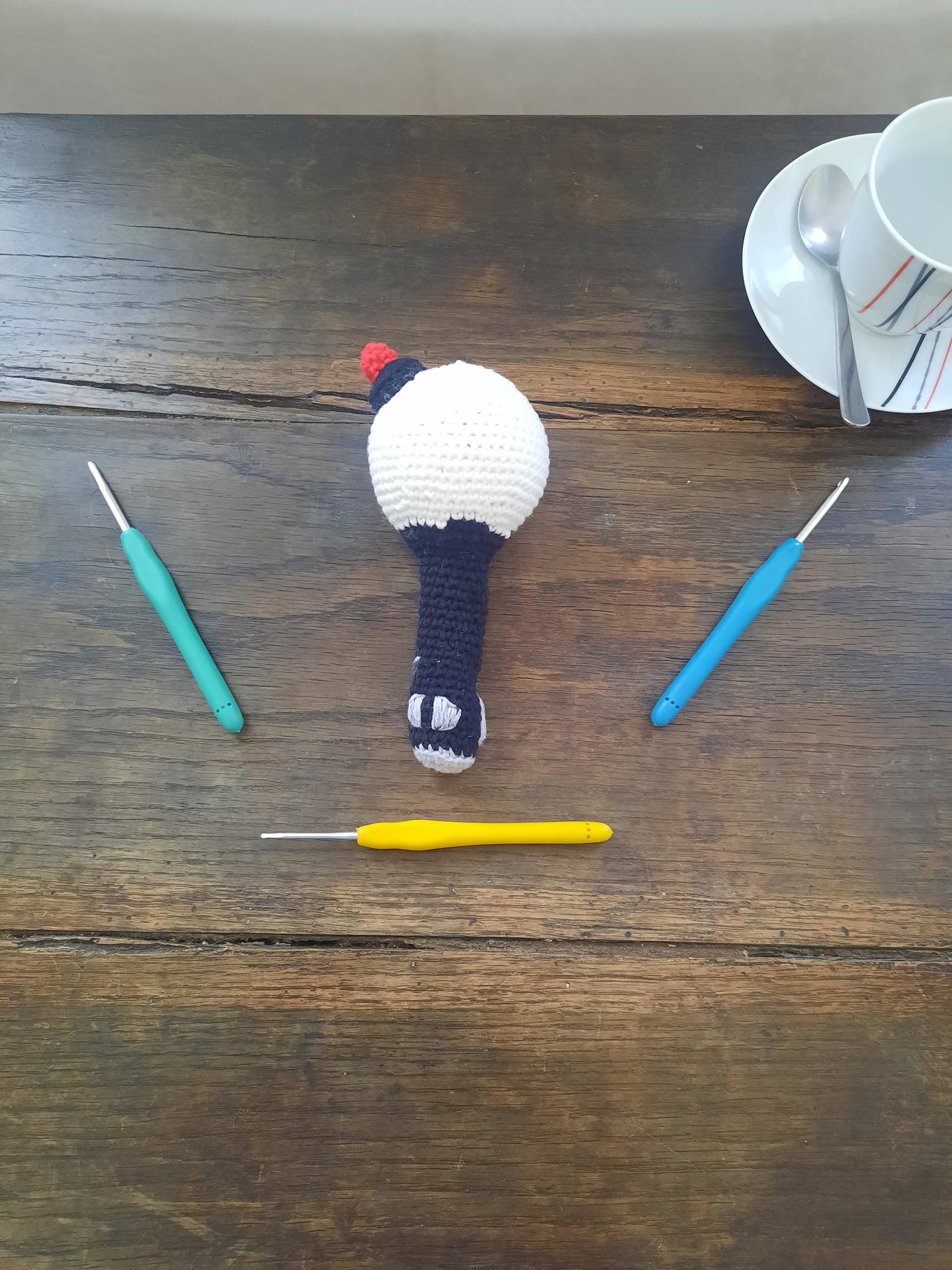 Lightstick "ArmyBomb" des BTS au crochet Lightstick "ArmyBomb" des BTS au crochet
