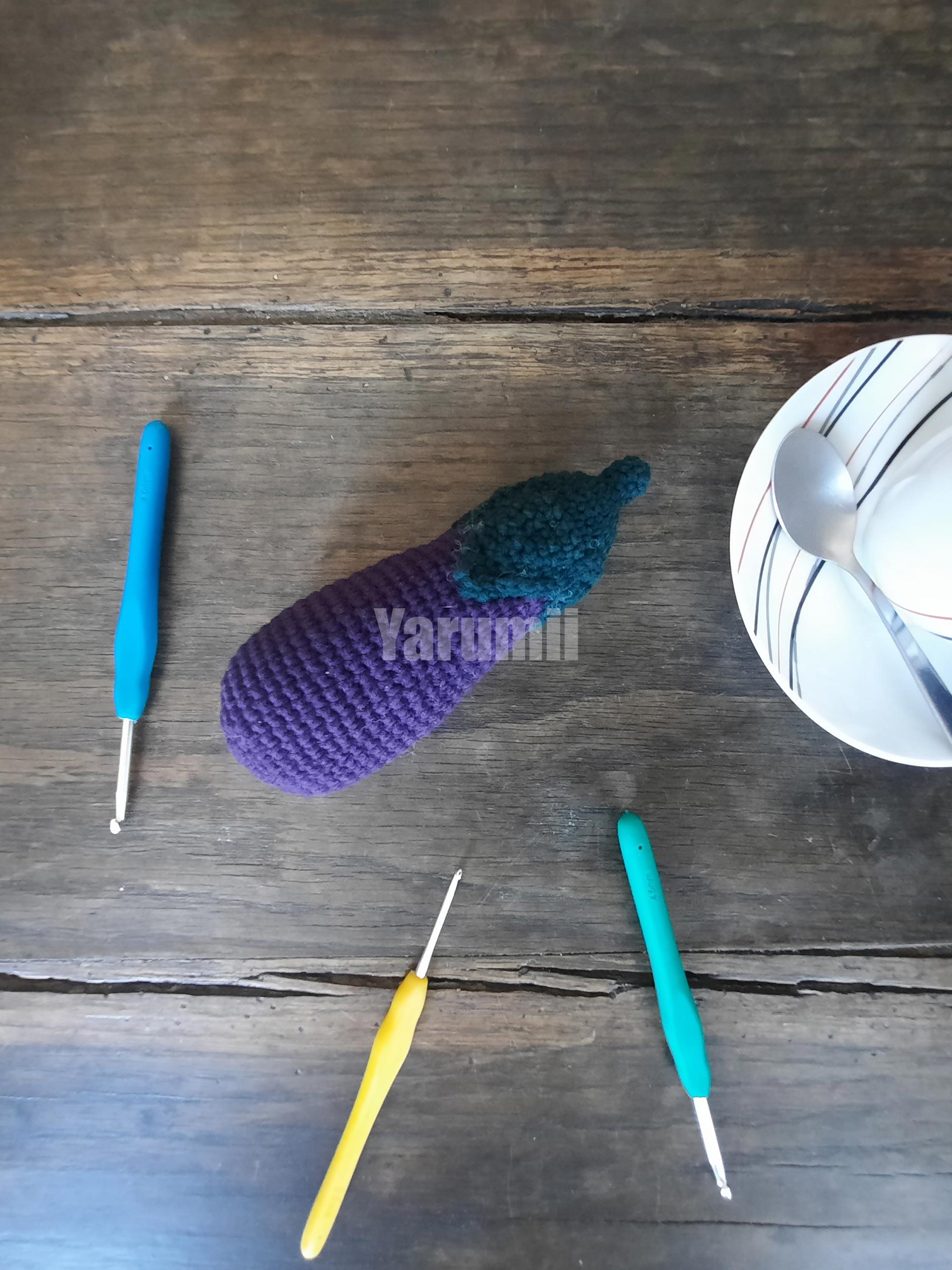 Aubergine au crochet - Yarumii Aubergine au crochet - Yarumii