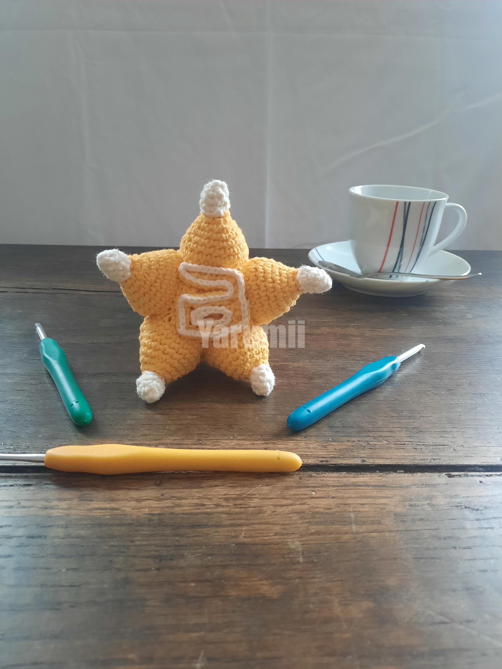 Lightstick "Bang Bong" (blanc) des Big Bang au crochet - Yarumii Lightstick "Bang Bong" (blanc) des Big Bang au crochet - Yarumii