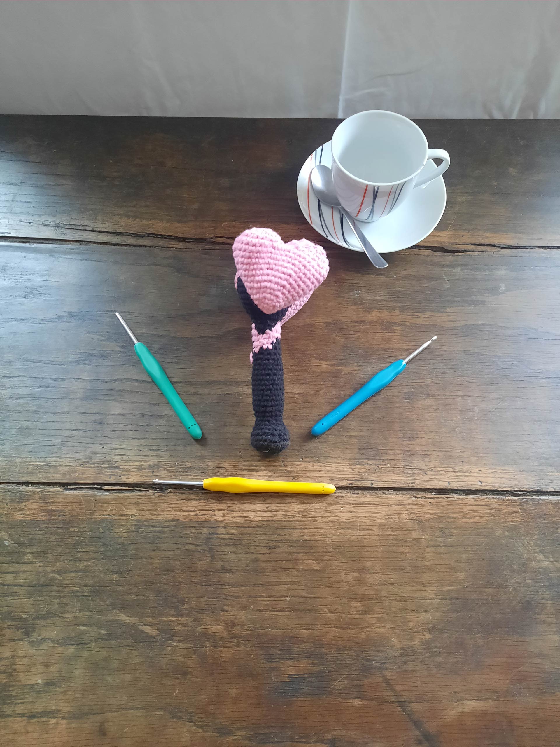 Lightstick "Bi-ping-pong" des Blackpink au crochet Lightstick "Bi-ping-pong" des Blackpink au crochet