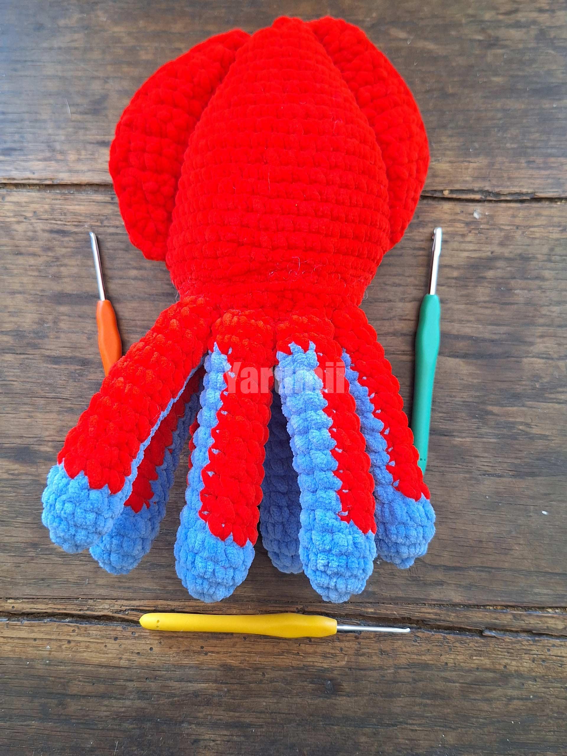 Calamar au crochet - Création Yarumii Calamar au crochet - Création Yarumii