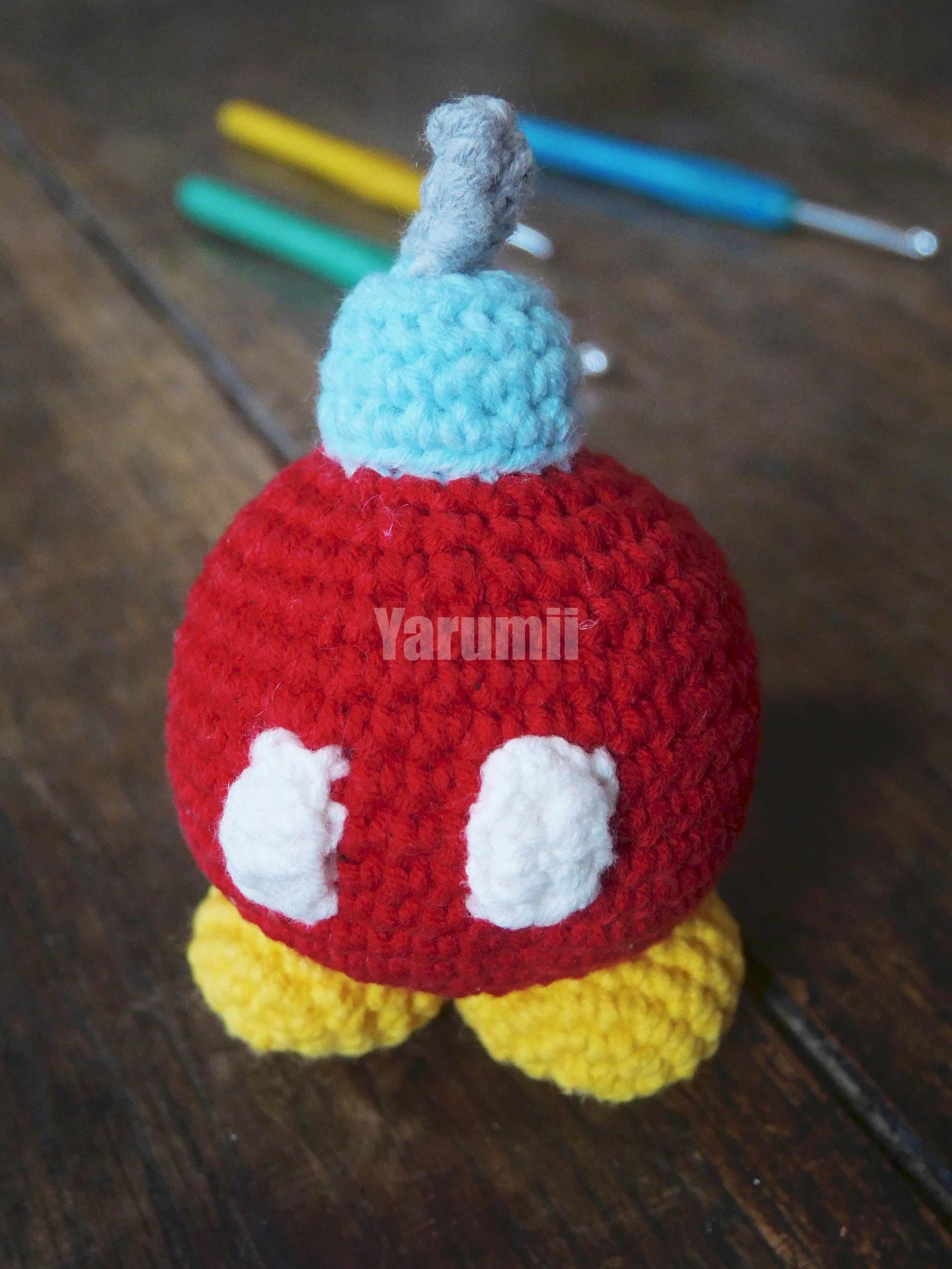 Bob-Omb (rouge) au crochet - Yarumii Bob-Omb (rouge) au crochet - Yarumii
