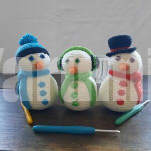 Bonhomme de neige au crochet - Yarumii