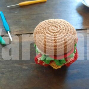 Burger au crochet - Création Yarumii