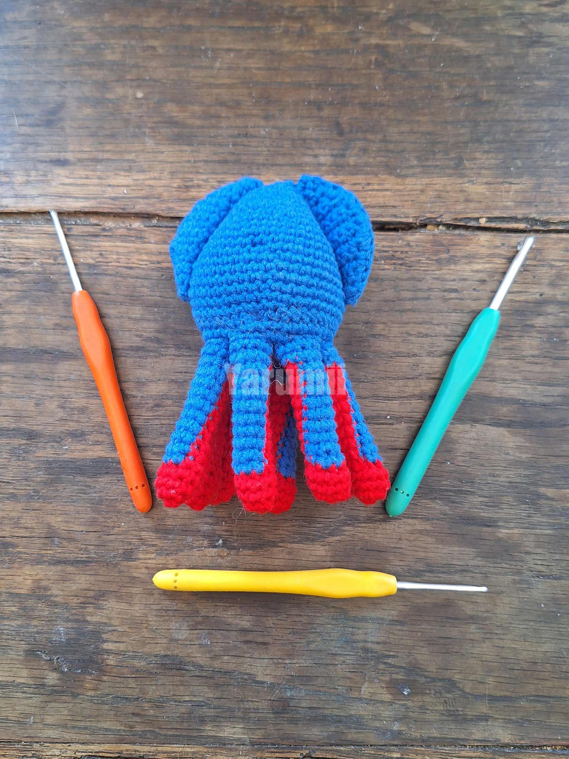 Calamar au crochet - Création Yarumii Calamar au crochet - Création Yarumii