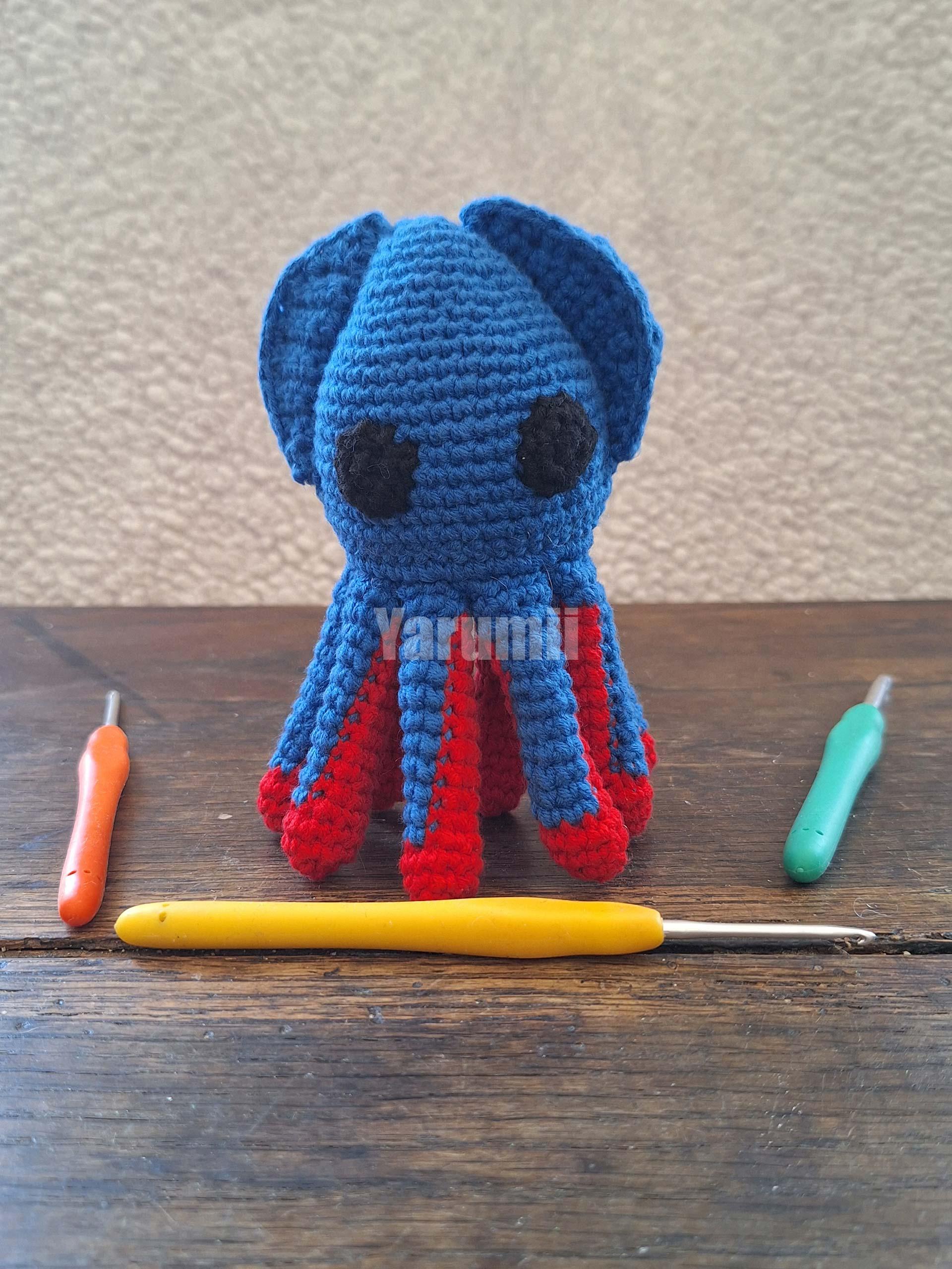 Calamar au crochet - Création Yarumii Calamar au crochet - Création Yarumii