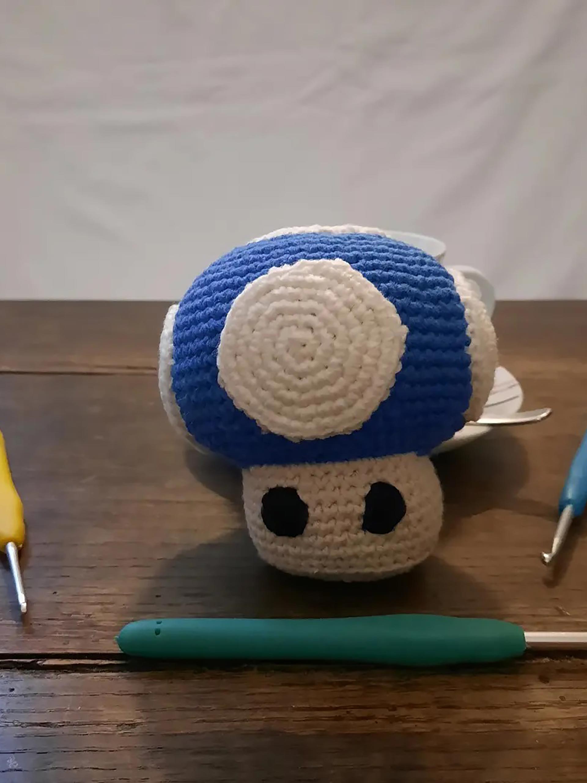 Champignon 1up (bleu) au crochet Champignon 1up (bleu) au crochet