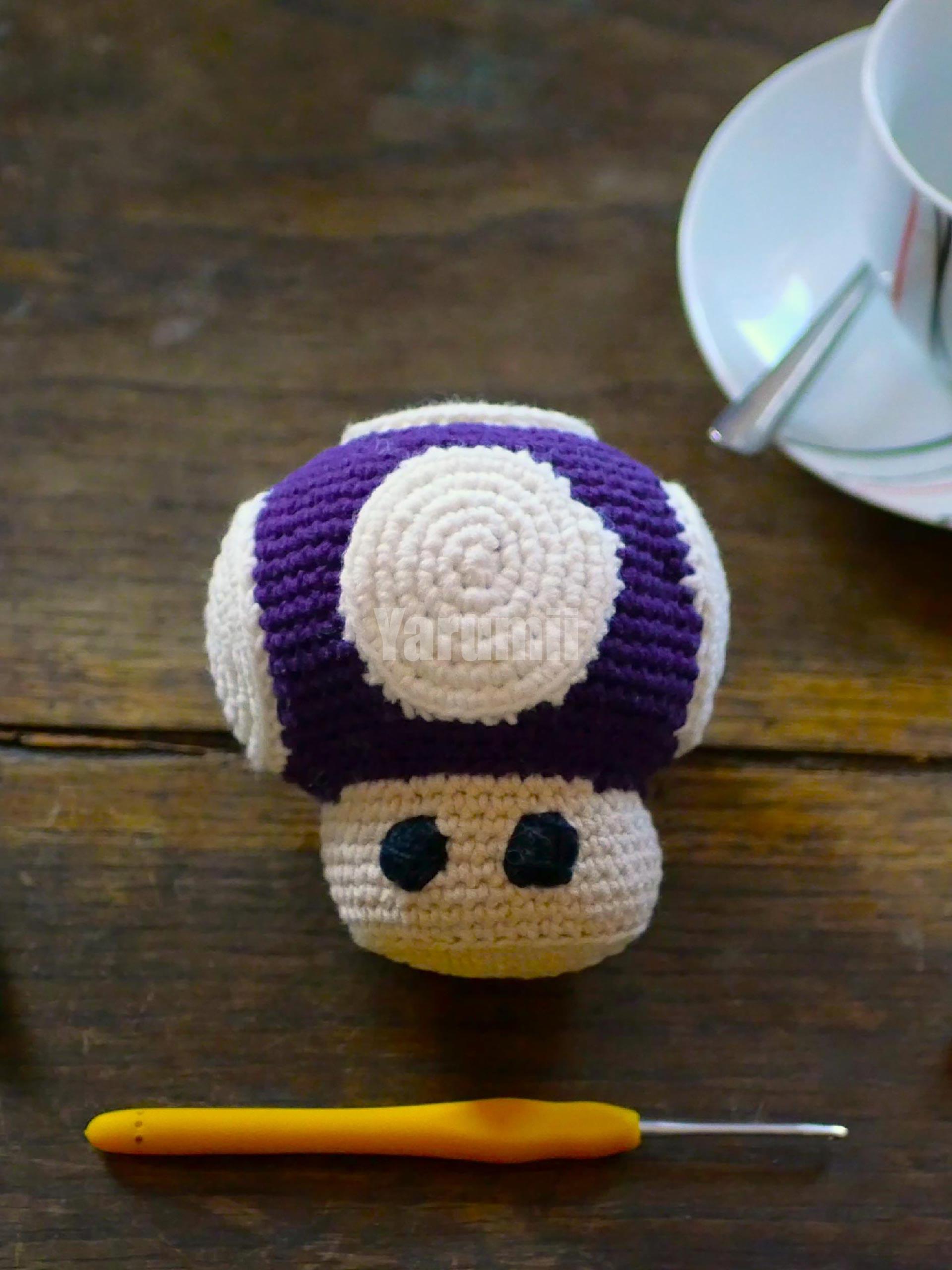 Champignon 1up (violet) au crochet - Yarumii Champignon 1up (violet) au crochet - Yarumii