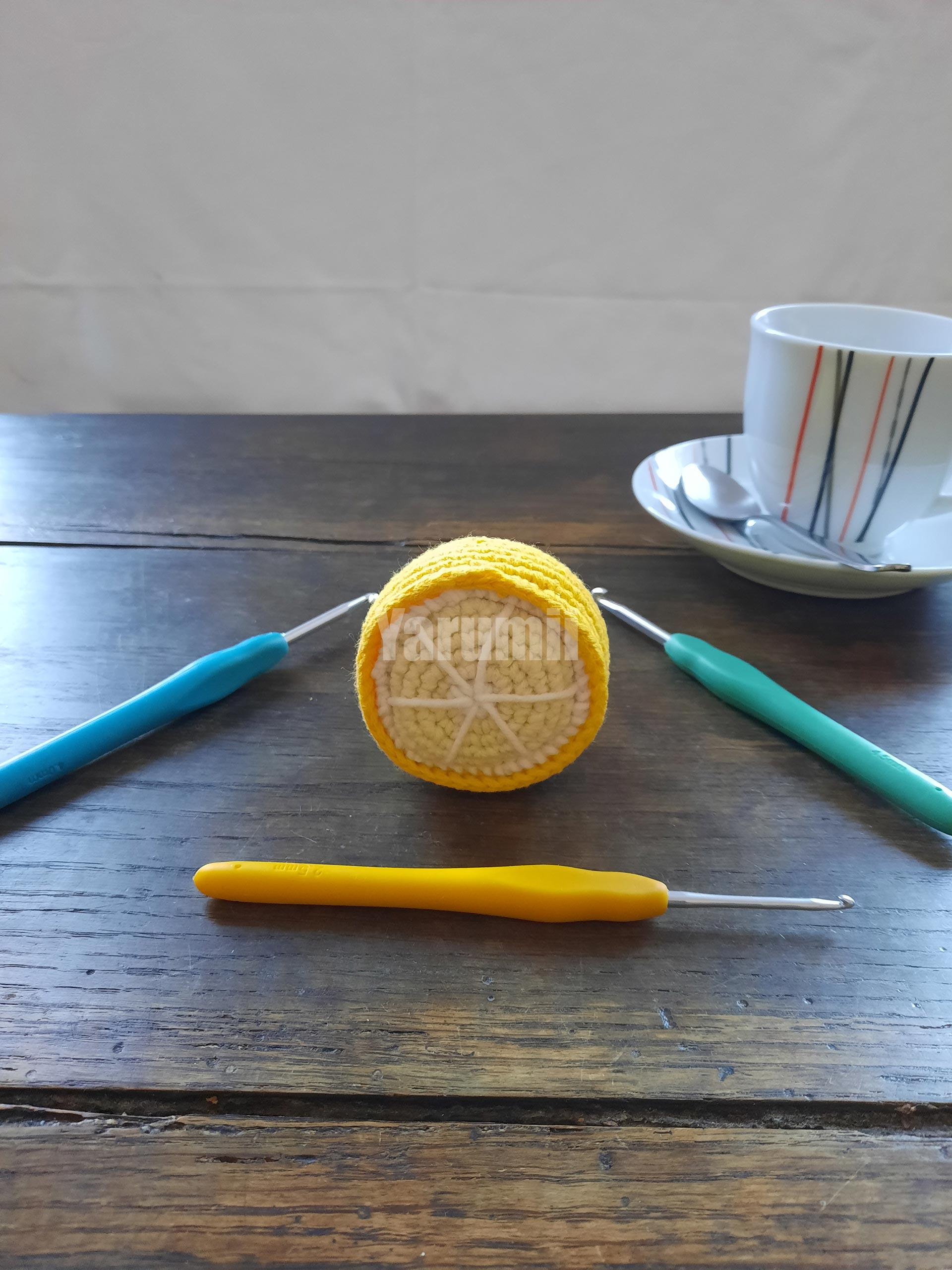 Citron (jaune) au crochet - Yarumii Citron (jaune) au crochet - Yarumii