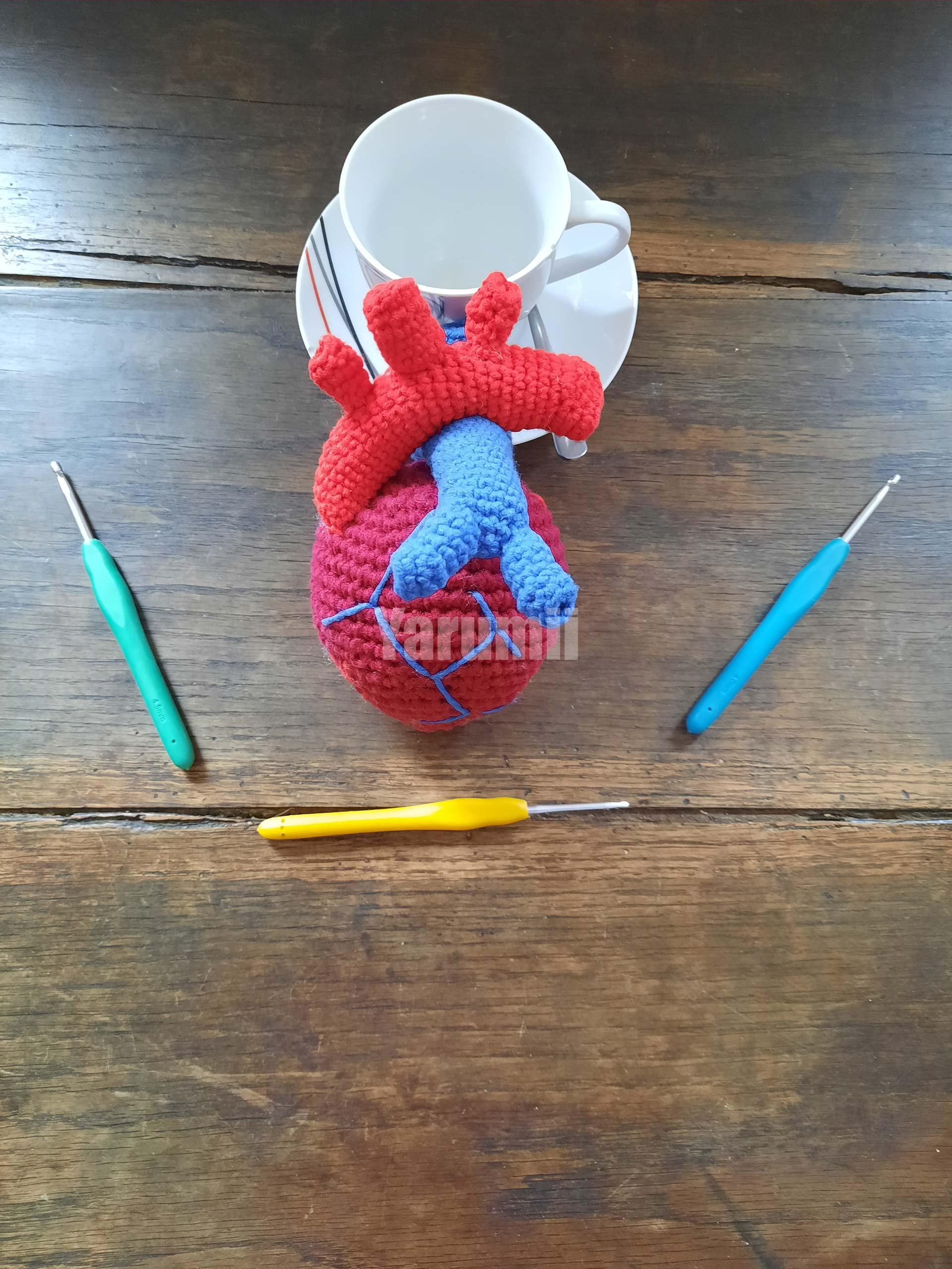 Cœur (humain) au crochet - Yarumii Cœur (humain) au crochet - Yarumii