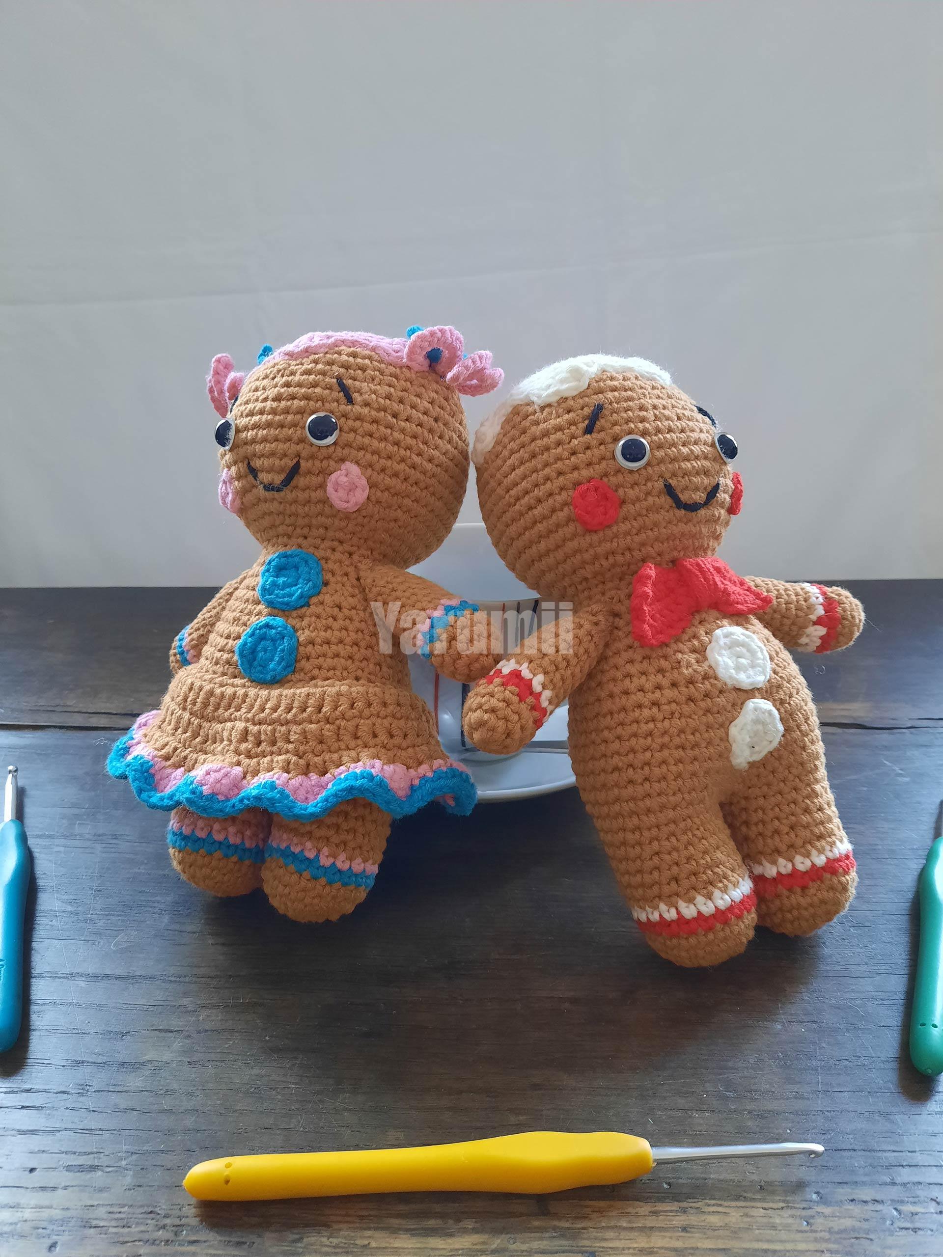 Couple en pain d'épices au crochet - Yarumii Couple en pain d'épices au crochet - Yarumii