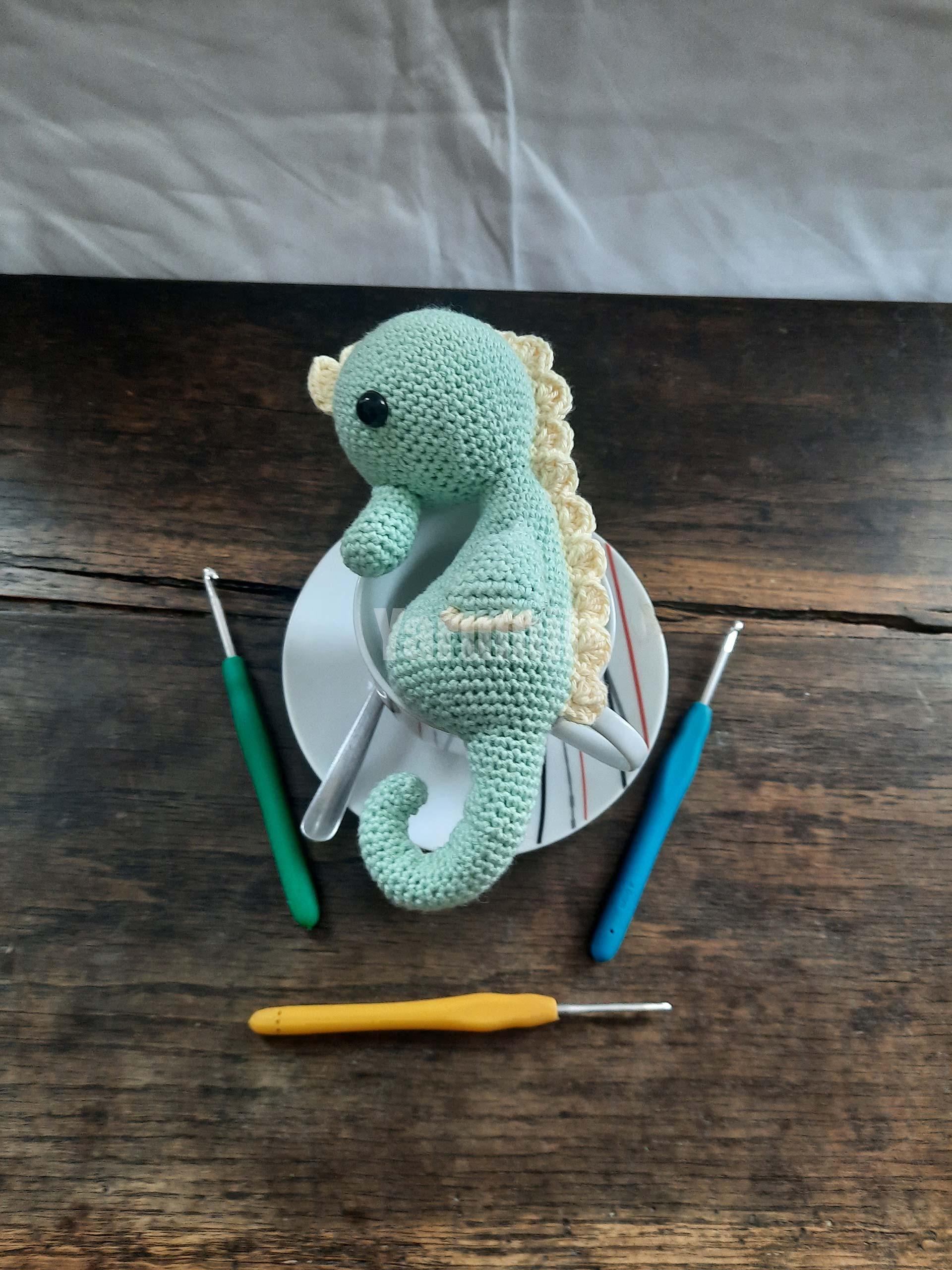 Hippocampe au crochet - Création Yarumii Hippocampe au crochet - Création Yarumii
