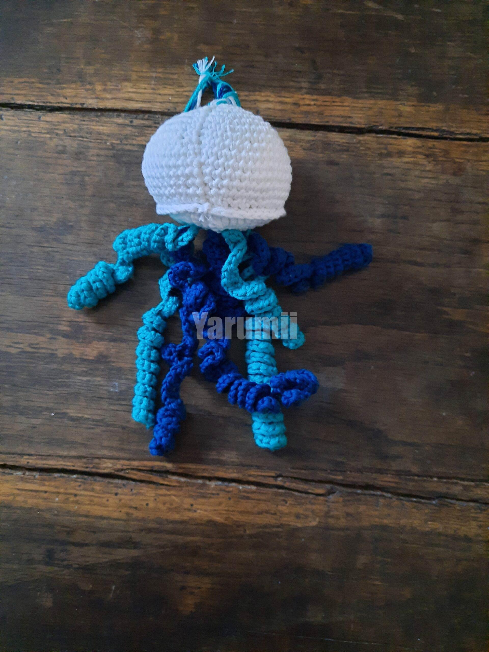 Méduse au crochet - Création Yarumii Méduse au crochet - Création Yarumii