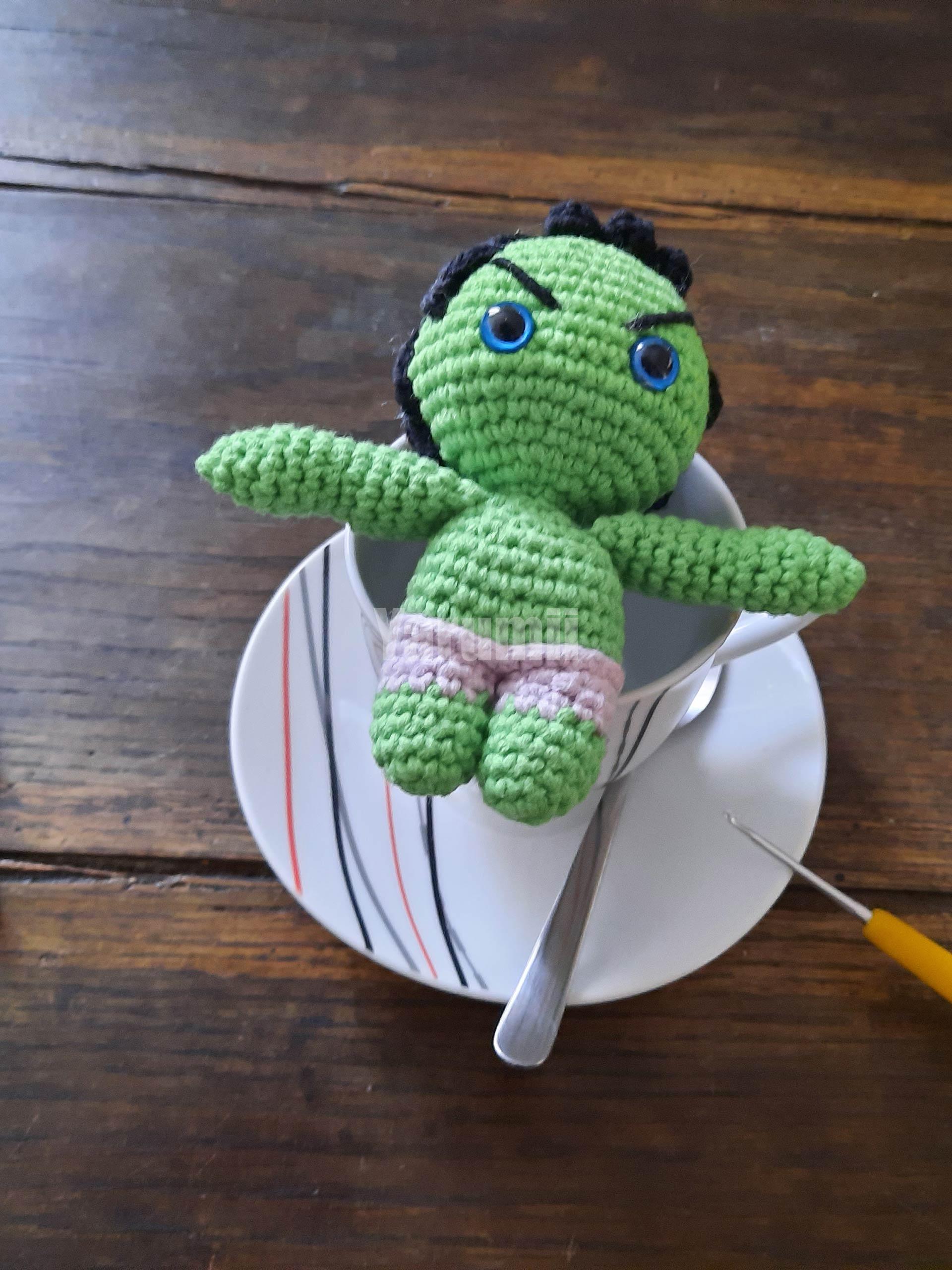 Mini-Hulk au crochet - Yarumii Mini-Hulk au crochet - Yarumii