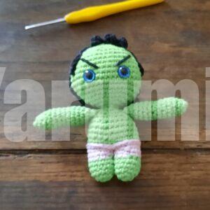 Mini-Hulk au crochet - Yarumii