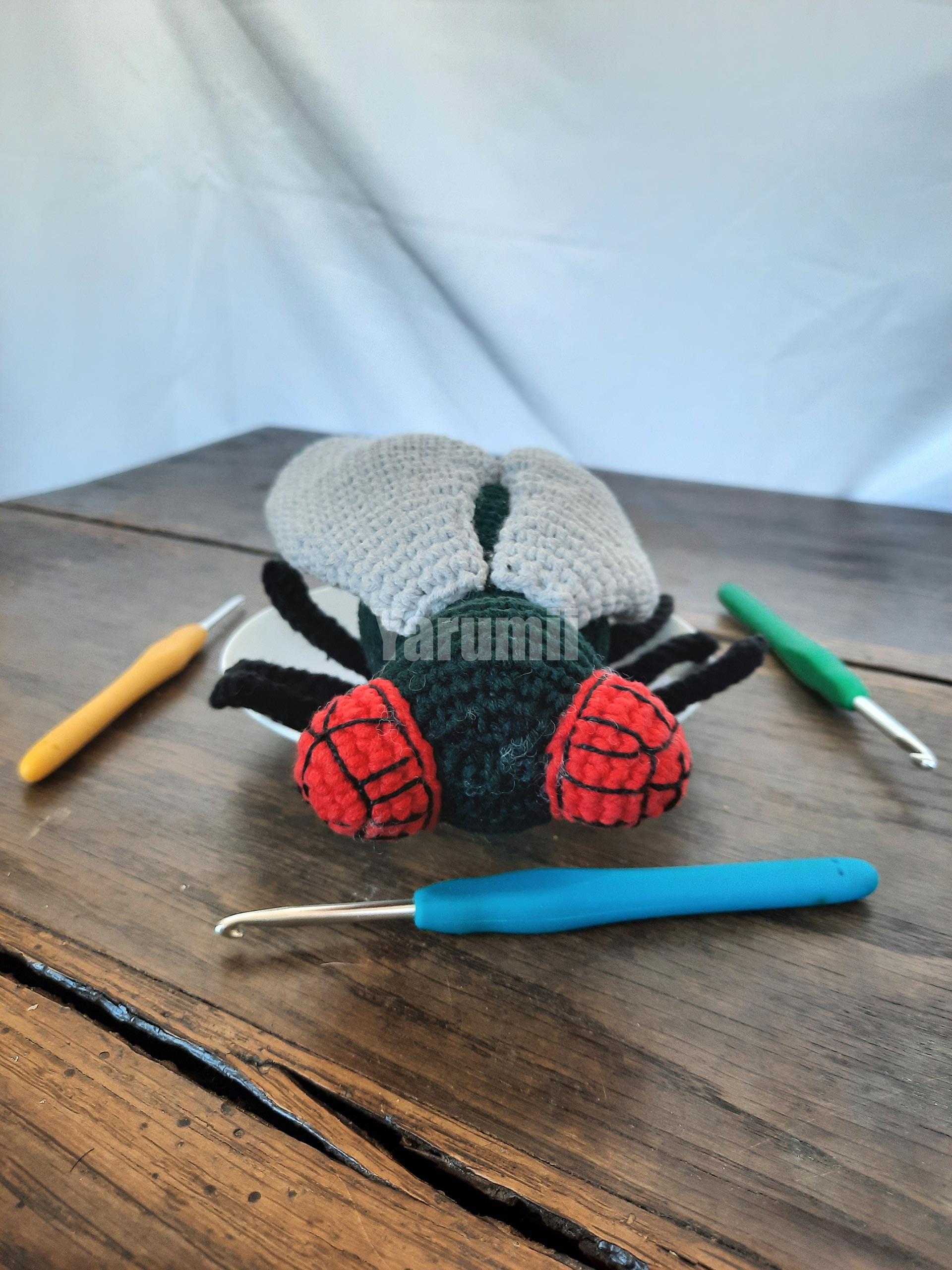 Mouche au crochet - Création Yarumii Mouche au crochet - Création Yarumii