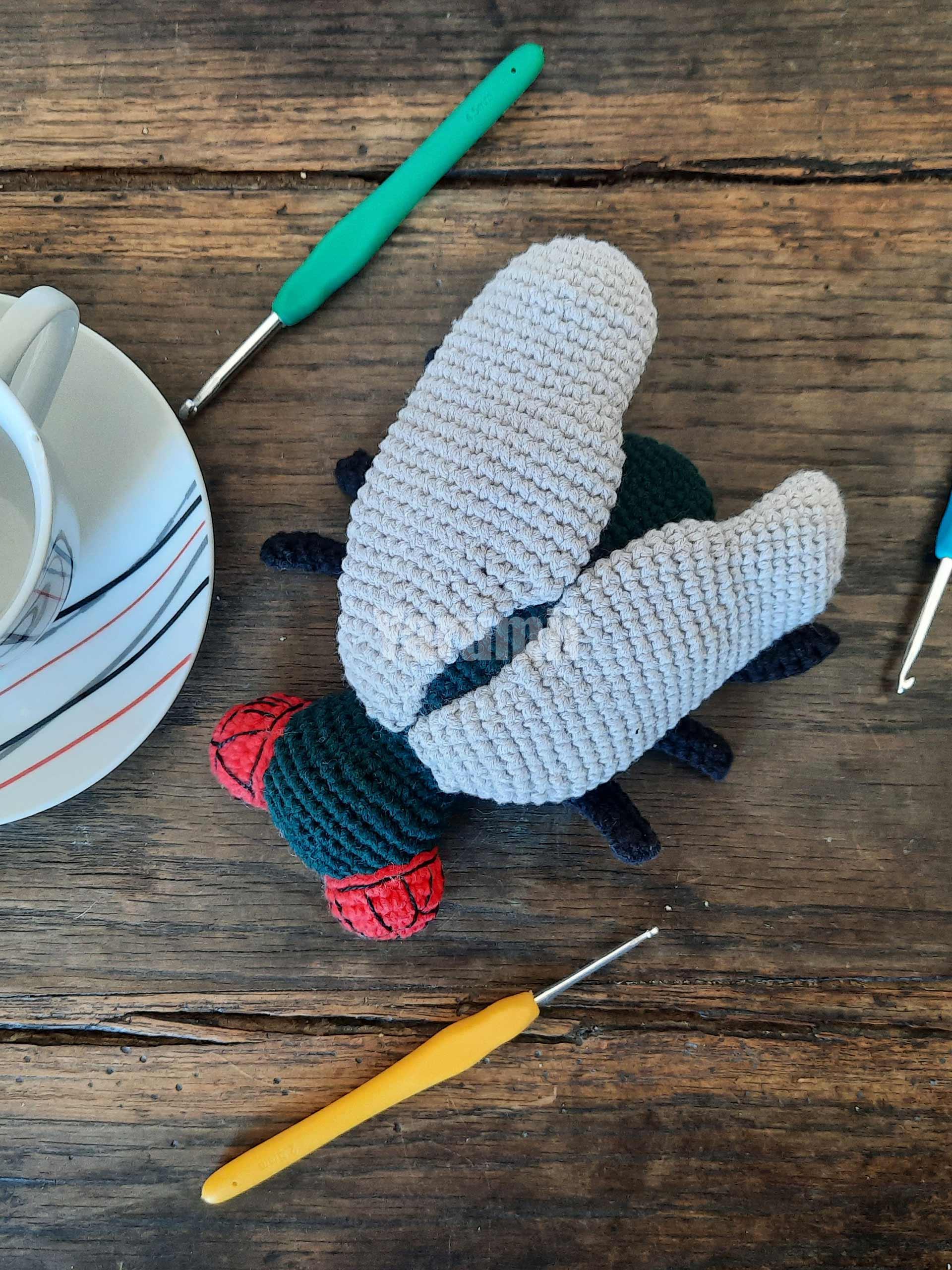 Mouche au crochet - Création Yarumii Mouche au crochet - Création Yarumii