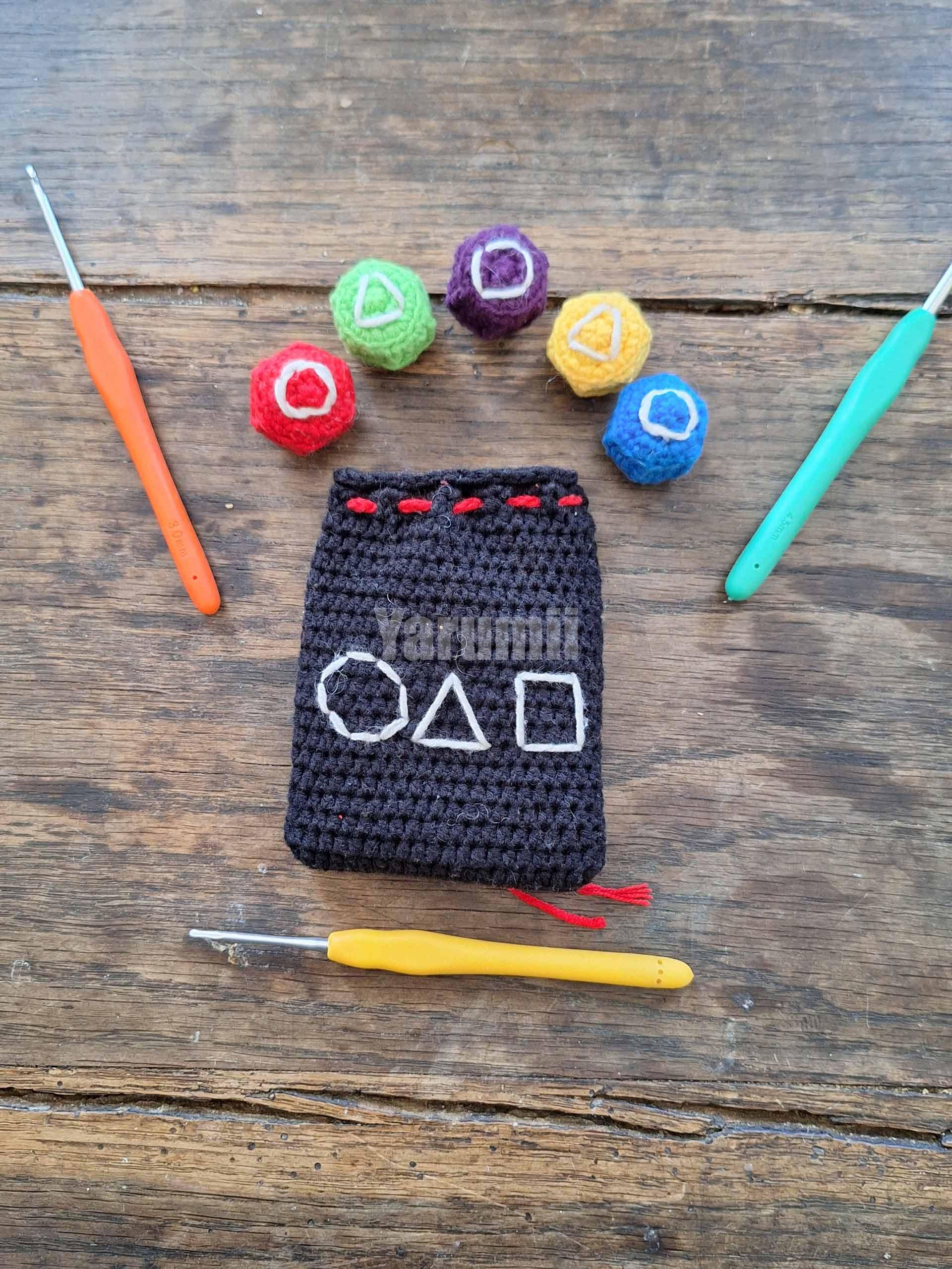 Osselet au crochet - Yarumii Osselet au crochet - Yarumii