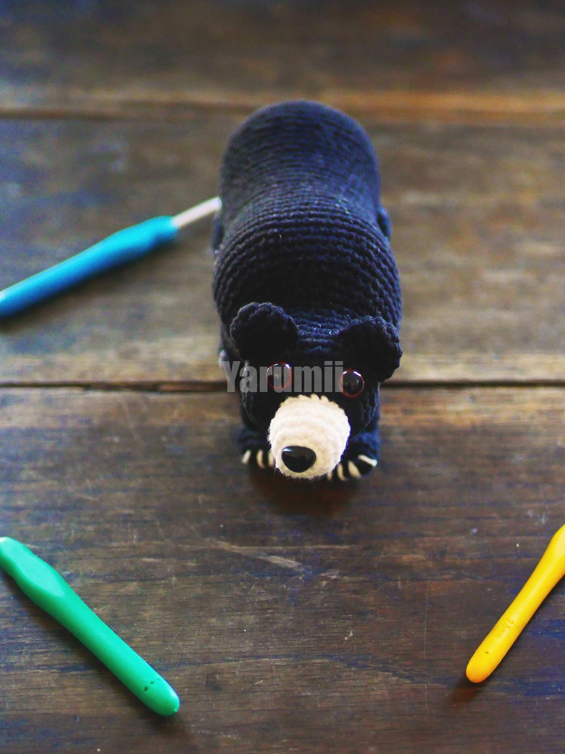 Ours (noir) au crochet - Création Yarumii Ours (noir) au crochet - Création Yarumii