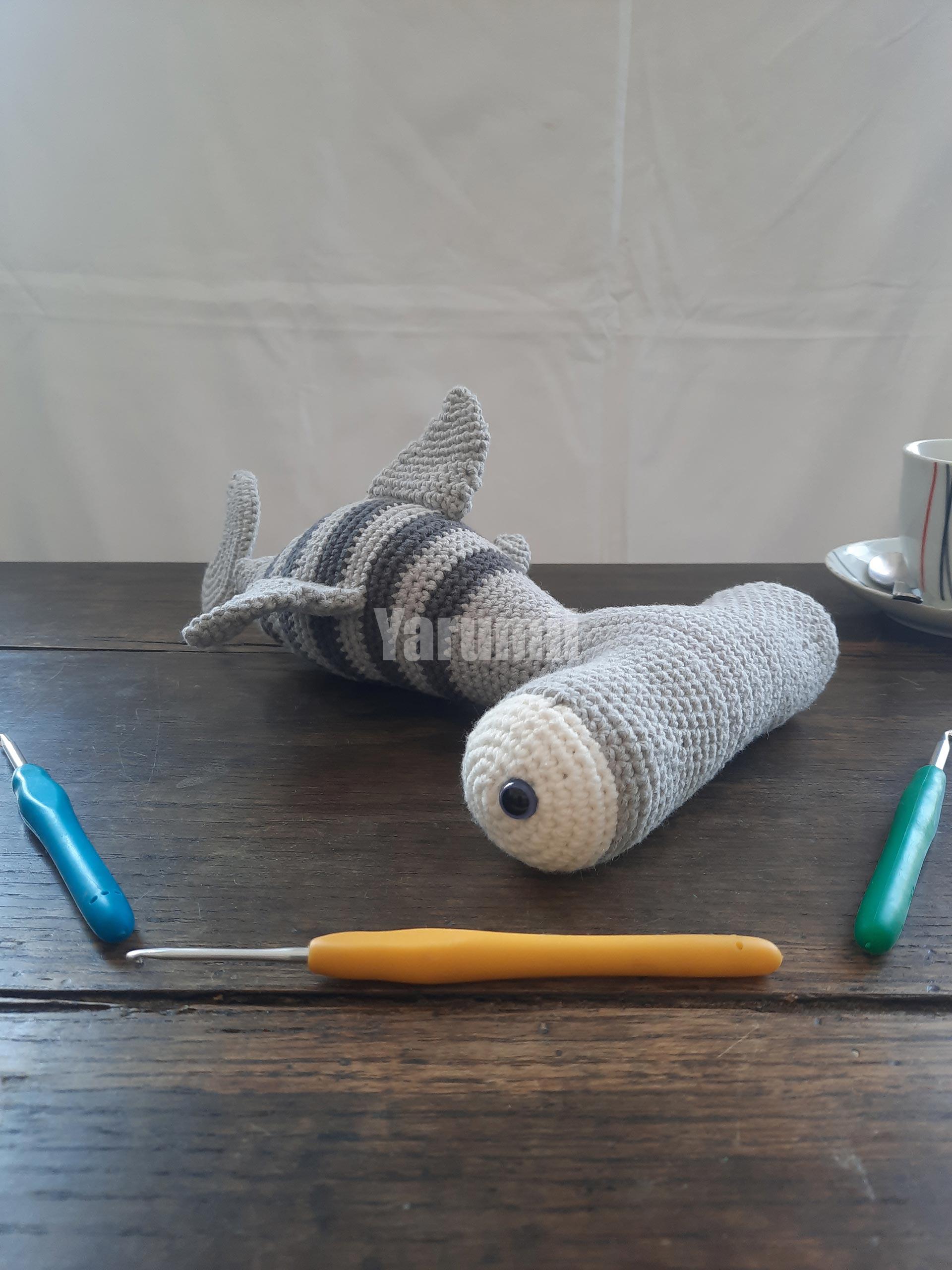 Requin-marteau au crochet - Yarumii Requin-marteau au crochet - Yarumii