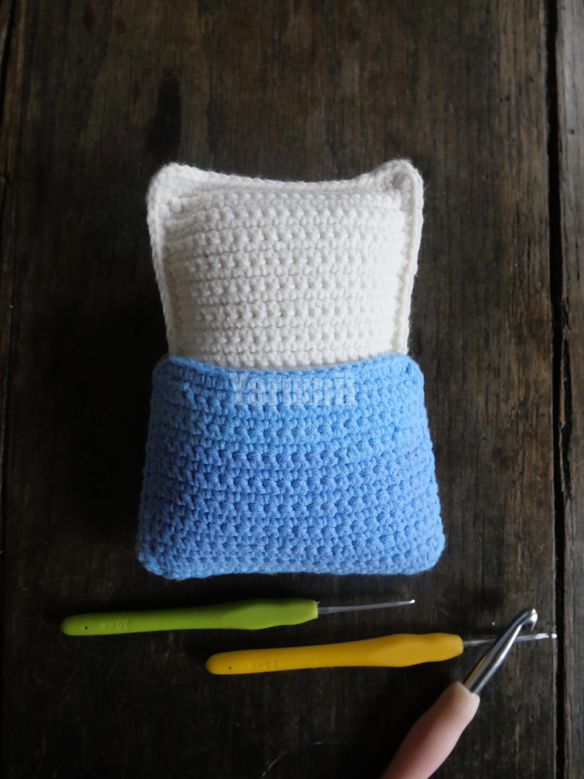 Tablette de chocolat (blanc) au crochet - Création Yarumii Tablette de chocolat (blanc) au crochet - Création Yarumii