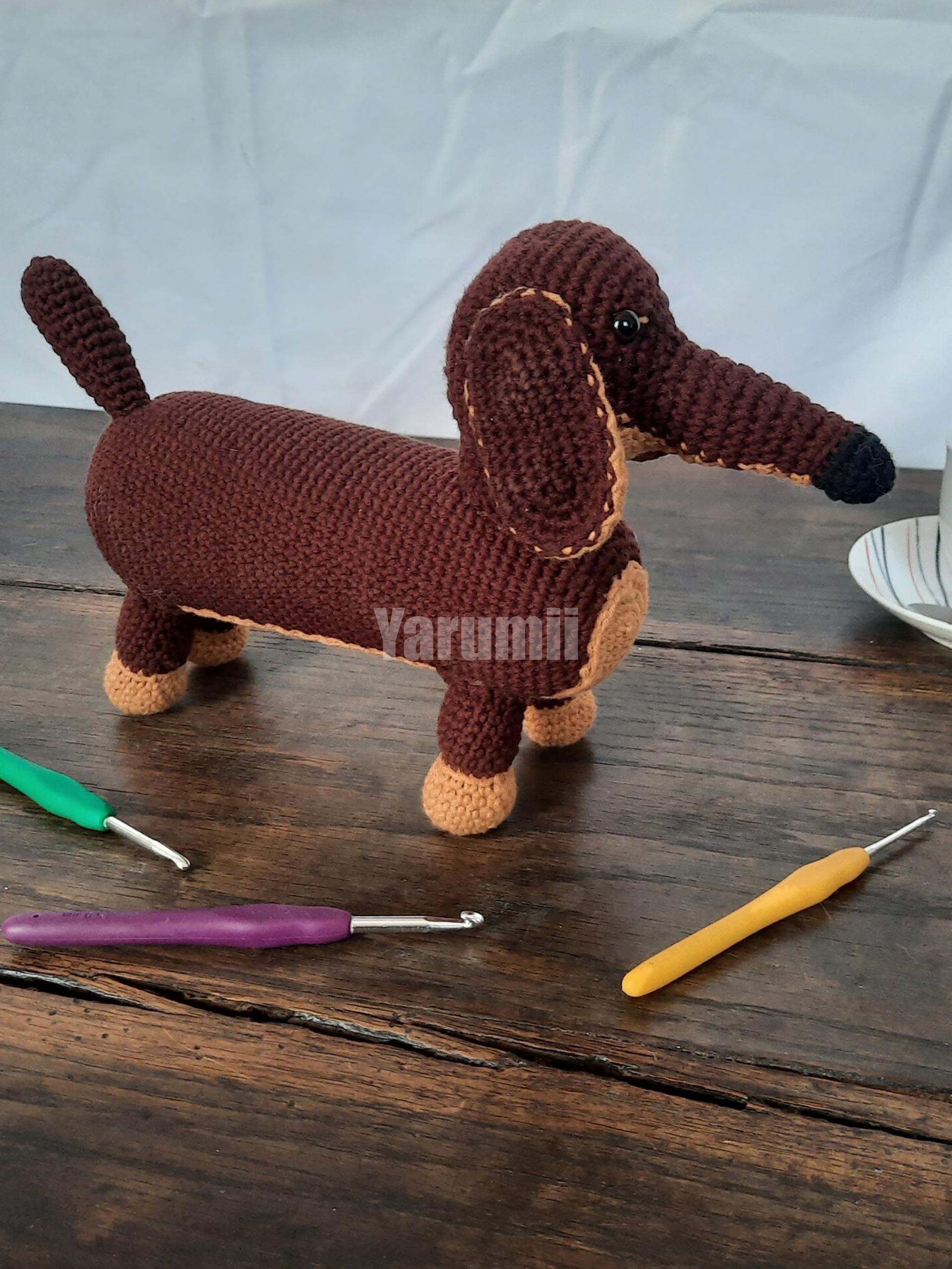 Teckel au crochet - Création Yarumii Teckel au crochet - Création Yarumii