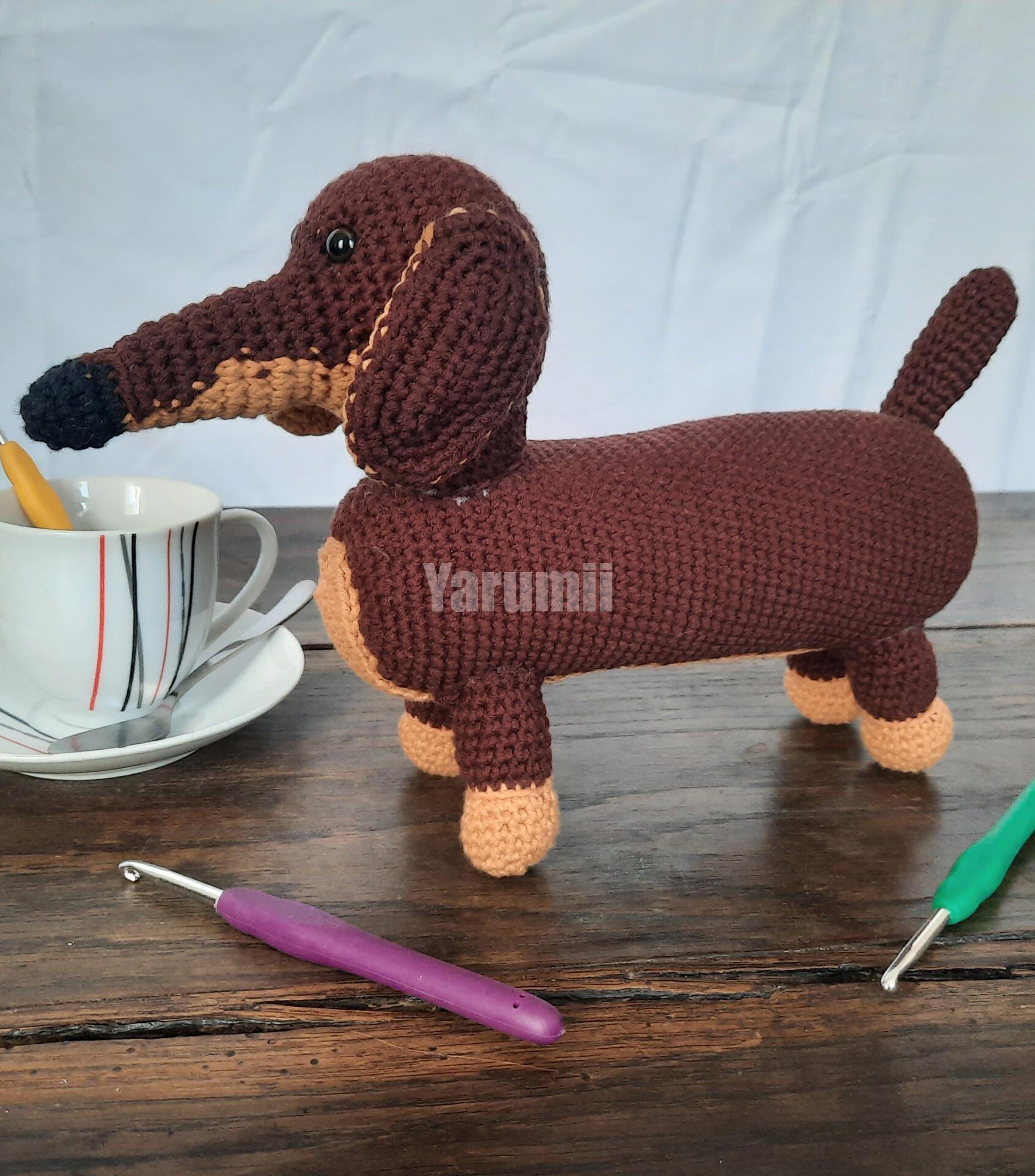 Teckel au crochet - Création Yarumii Teckel au crochet - Création Yarumii