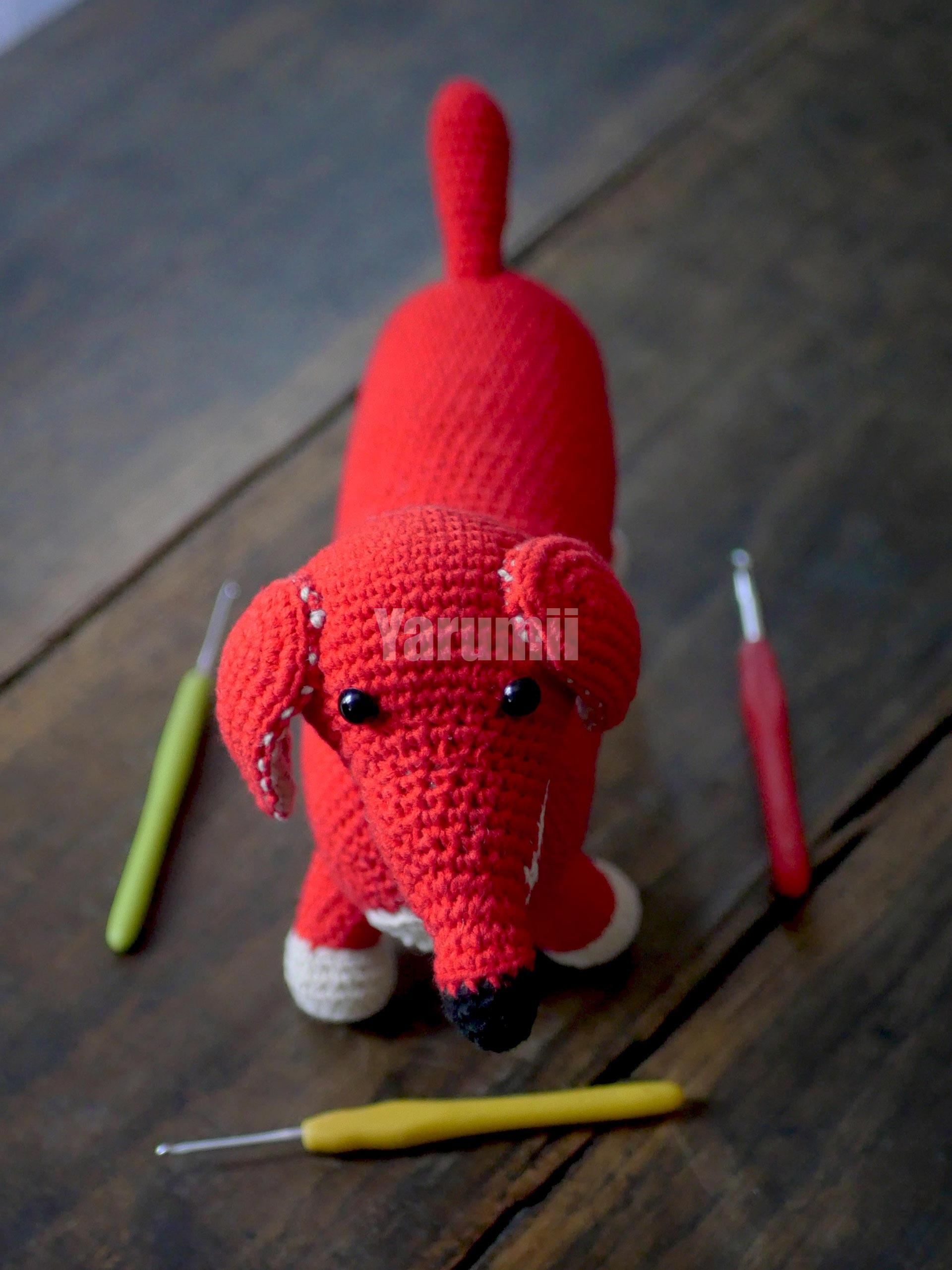 Teckel au crochet - Création Yarumii Teckel au crochet - Création Yarumii