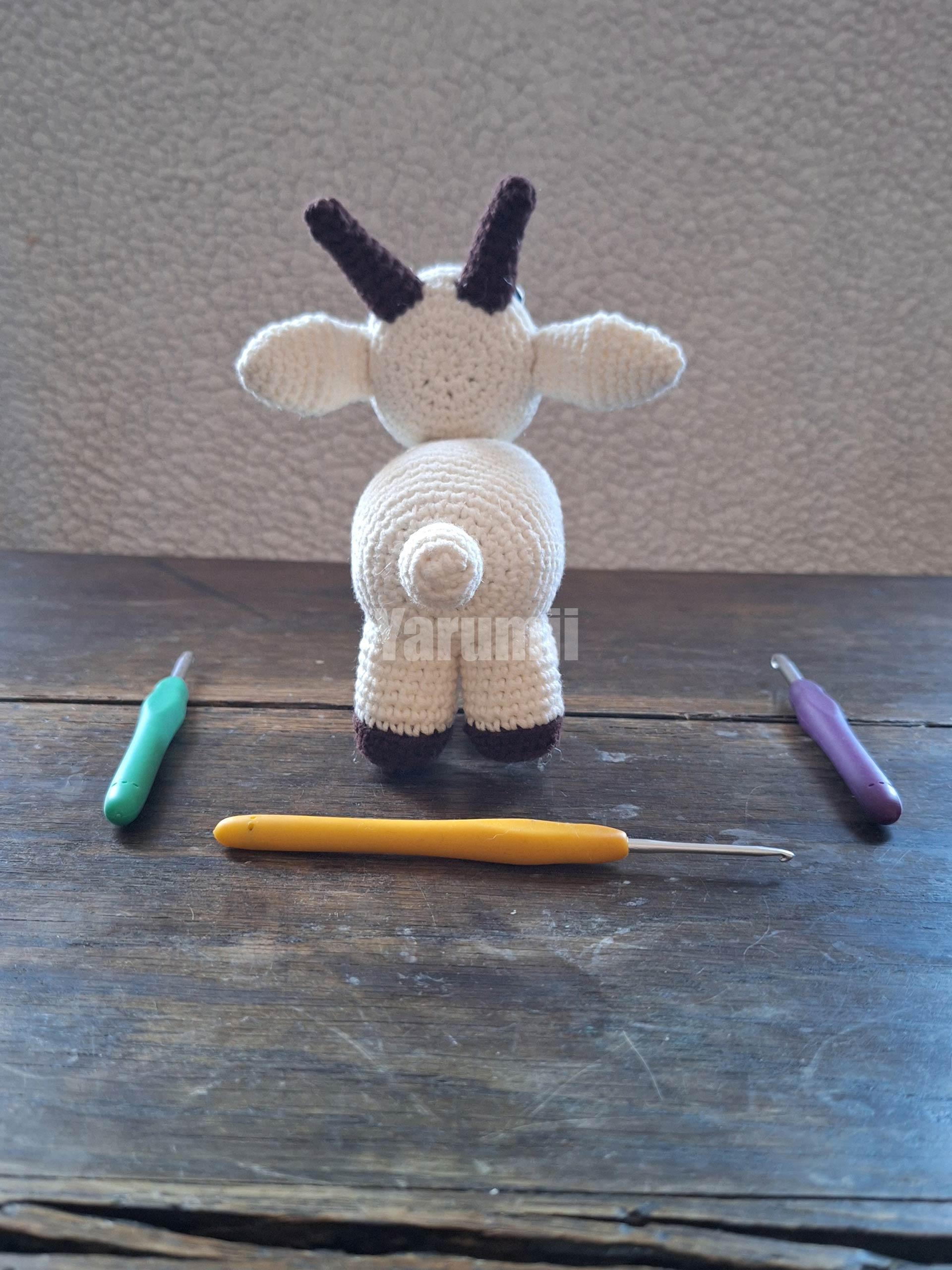 Chèvre au crochet - Création Yarumii Chèvre au crochet - Création Yarumii