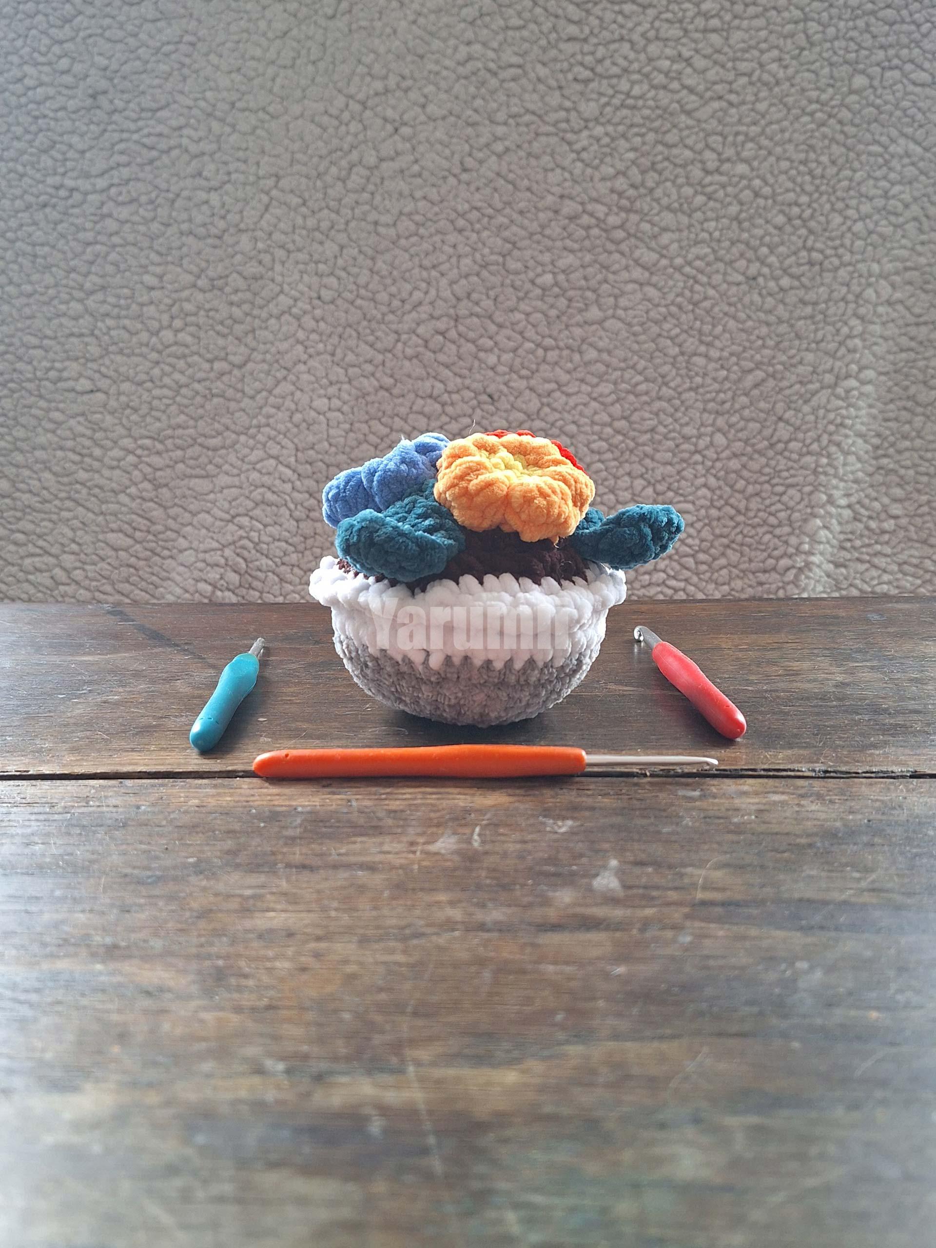 Pot de fleur au crochet - Yarumii Pot de fleur au crochet - Yarumii