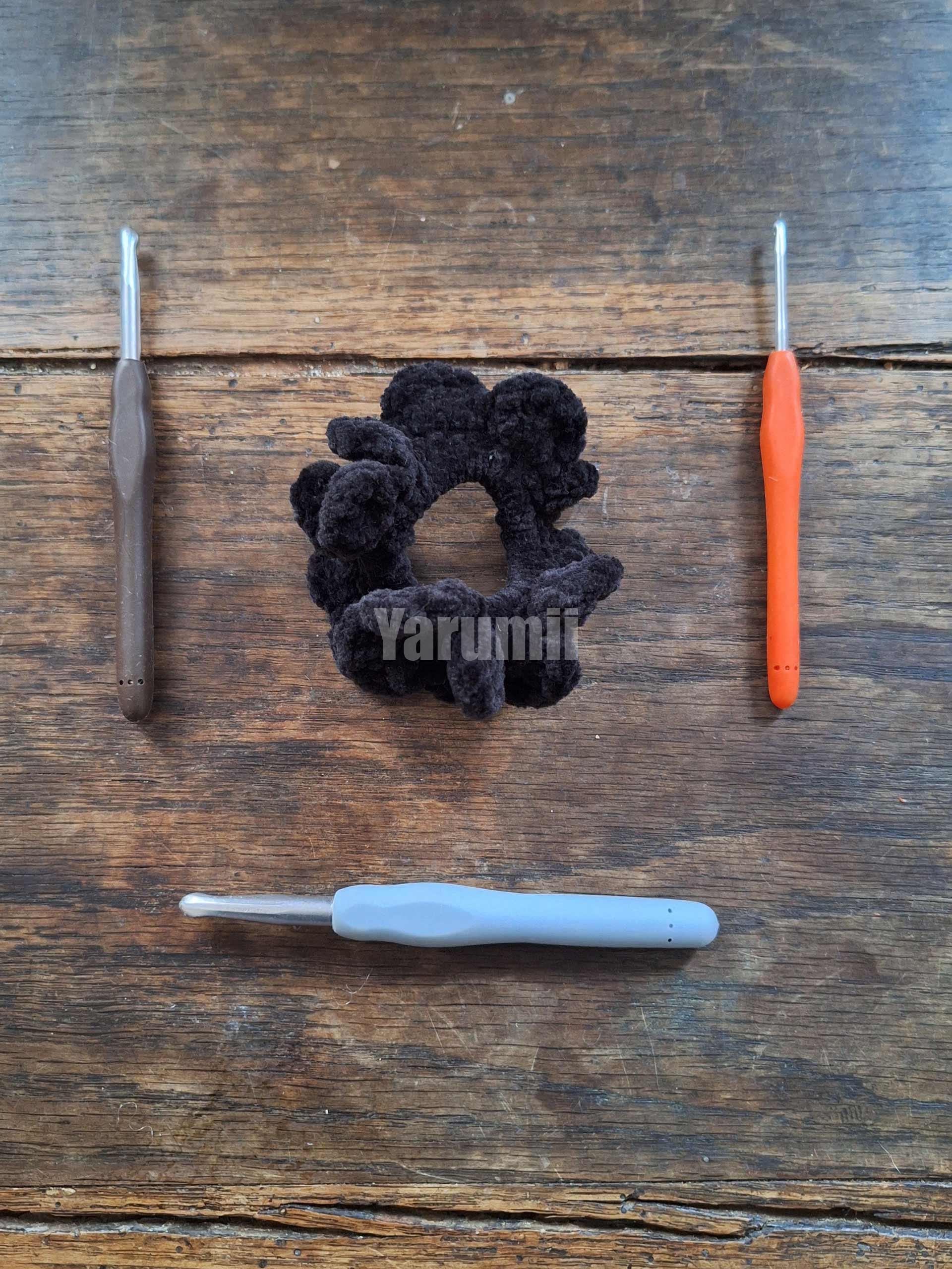 Chouchou au crochet - Création Yarumii Chouchou au crochet - Création Yarumii