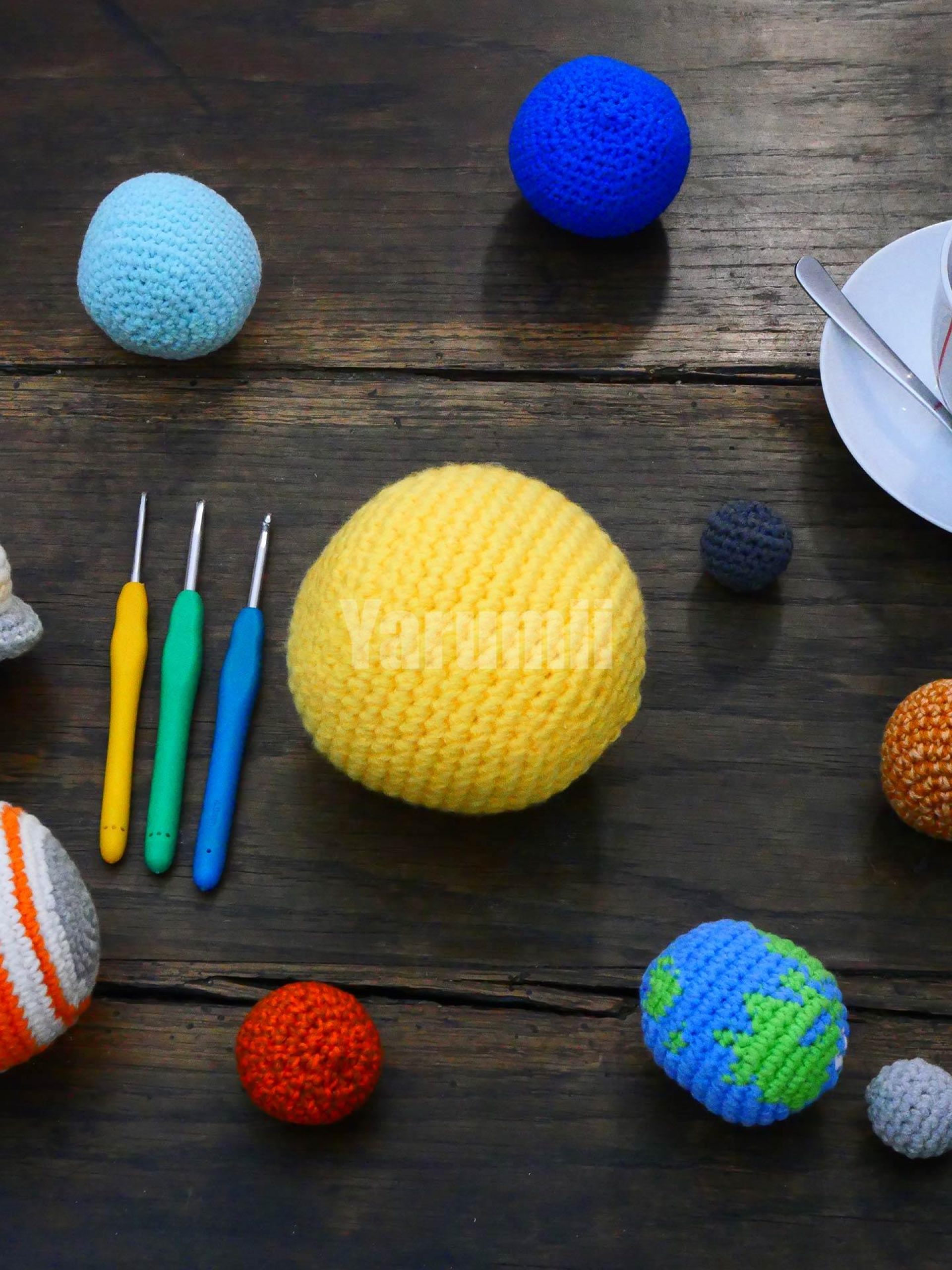 Système Solaire au crochet - Création Yarumii